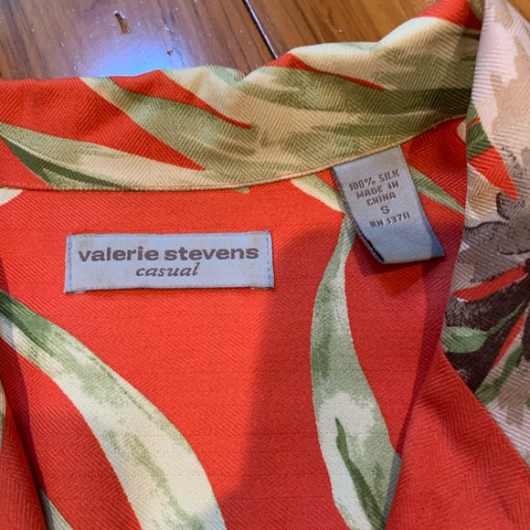 🌴SILK 100% Valerie Stevens Blouse - Picture 2 of 6